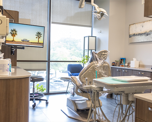 Dental exam room with sunlight through the window