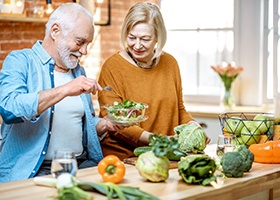 Couple eating foods in Irving