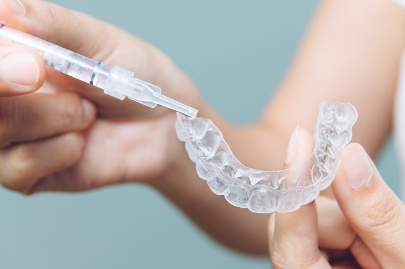 close up of a whitening tray